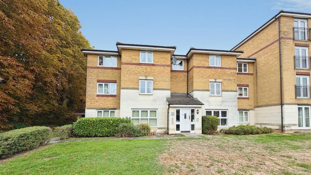 Main image of property: London Road, Newbury, RG14
