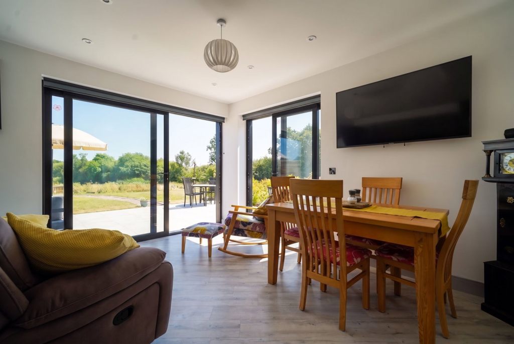 Main image of property: 2 Green Gate Barns, Salter Street, Earlswood, Solihull, B94 6DE