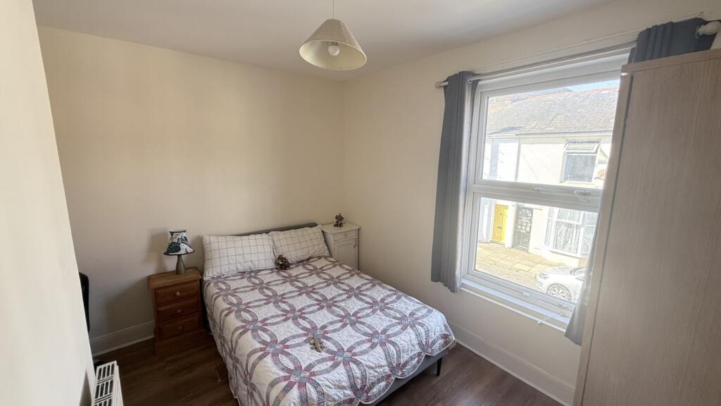 House in Portsmouth - View 5