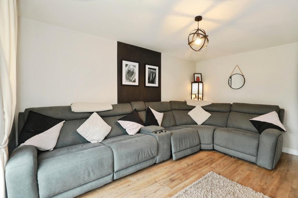 James Gibbons Road, Crewe, Cheshire, CW1 photo 2