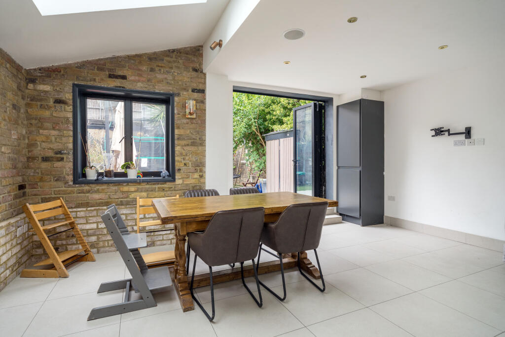 Apartment in London, Kensal Town, Maida Hill - View 5