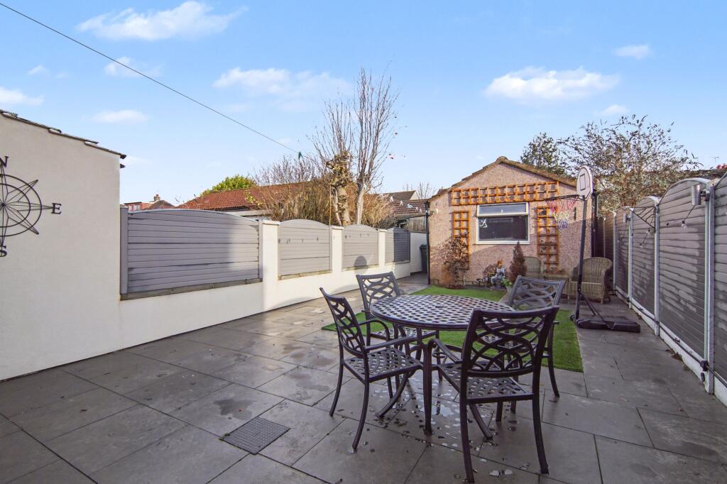 Woodclose Avenue, Coventry, CV6 photo 4