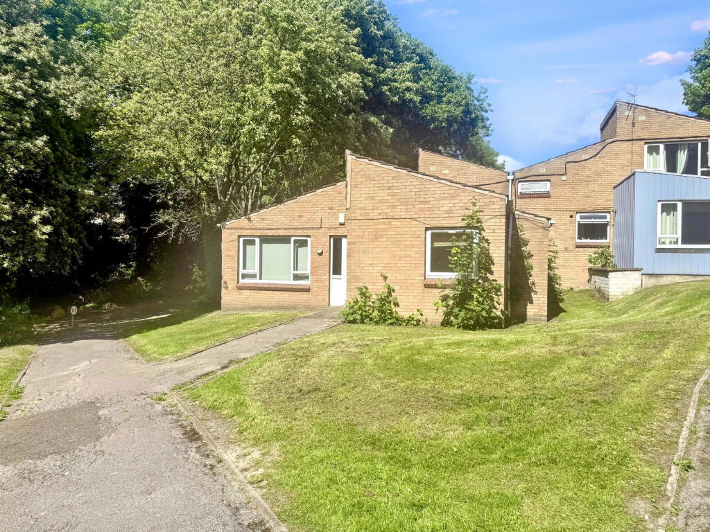 Main image of property: 200 Norfolk Park Road, Sheffield, South Yorkshire, S2 2UA