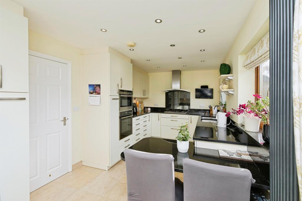 Hillside Park, Oakerthorpe, Alfreton photo 3