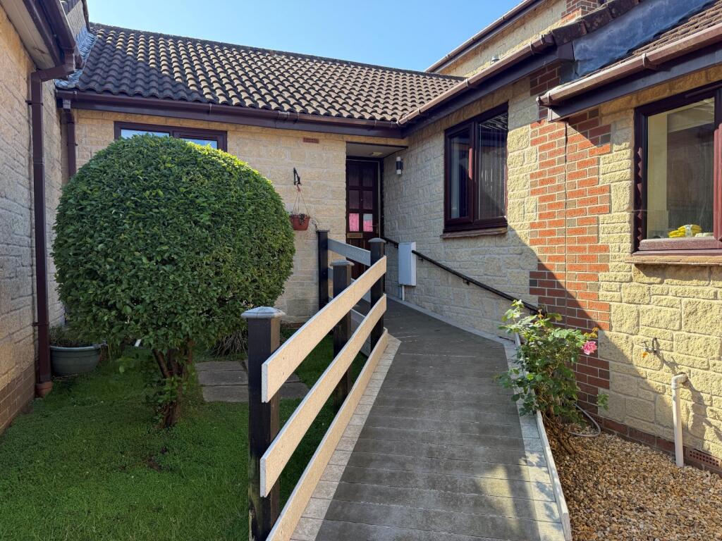 Main image of property: Kingshill Gardens, Nailsea, Nailsea Somerset, BS48