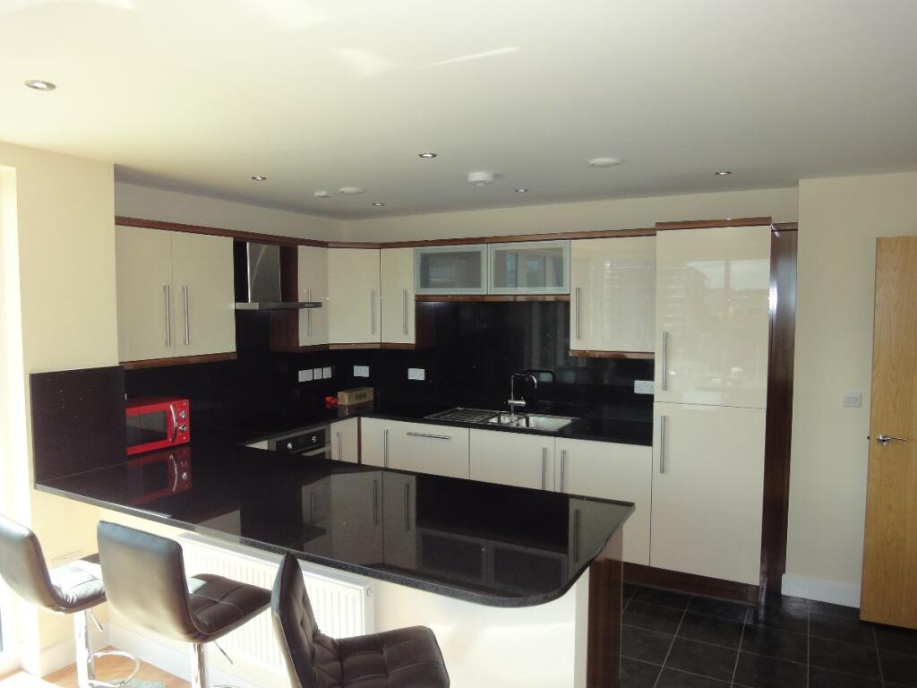 Apartment in Sheffield, South Yorkshire - View 2