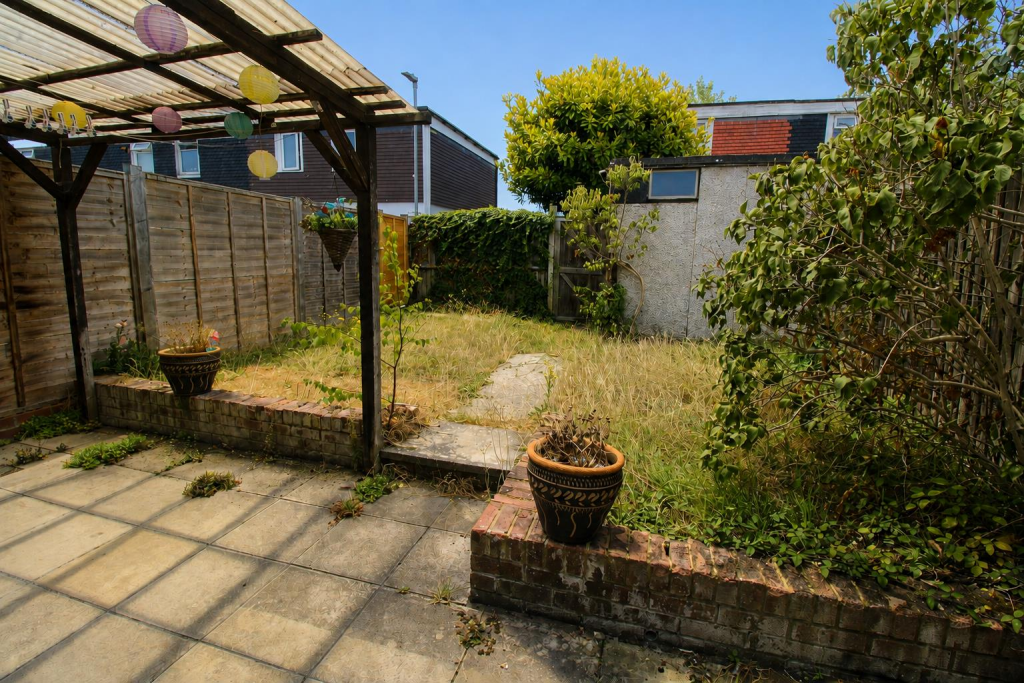 House in Harlow, Passmores - View 3