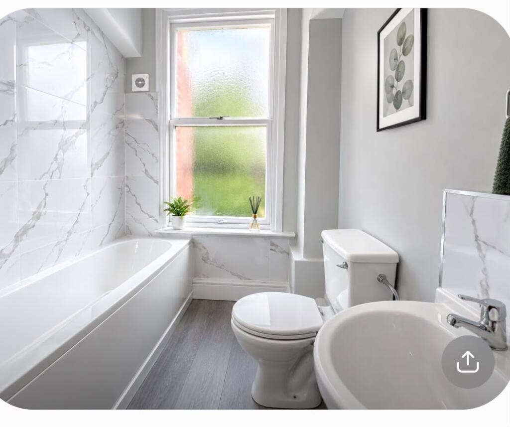 Apartment in Liverpool - View 5