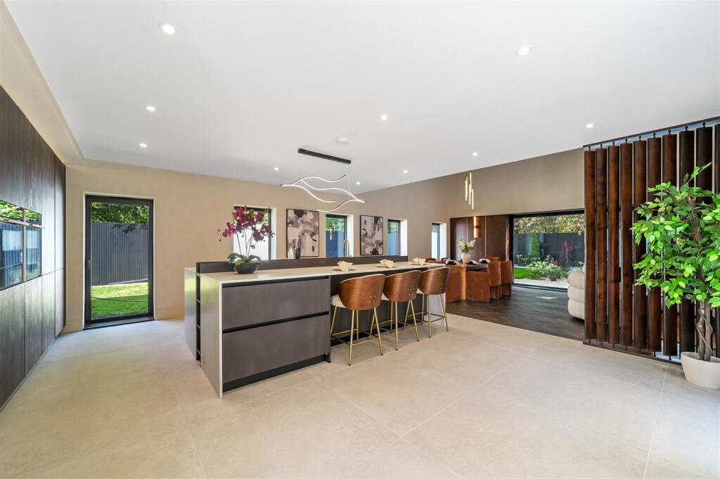 House in Ipswich - View 2
