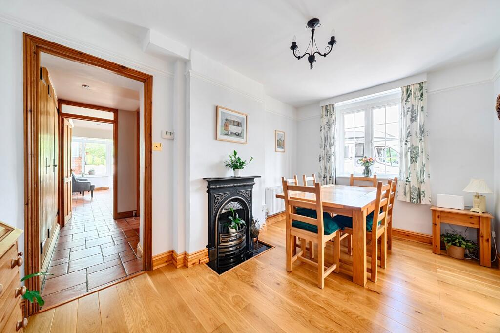 House in Salisbury - View 5