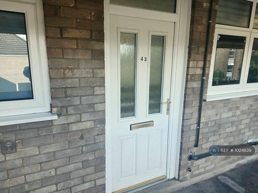 Main image of property: Radstone Walk, Leicester, LE5