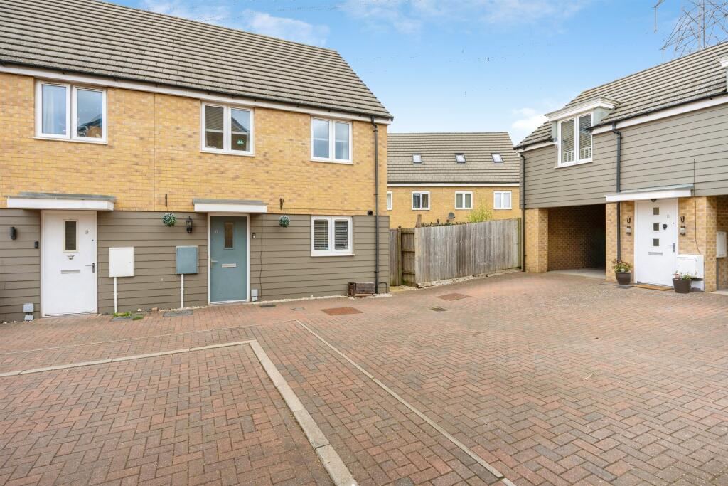 Main image of property: Puffin Place, Leighton Buzzard