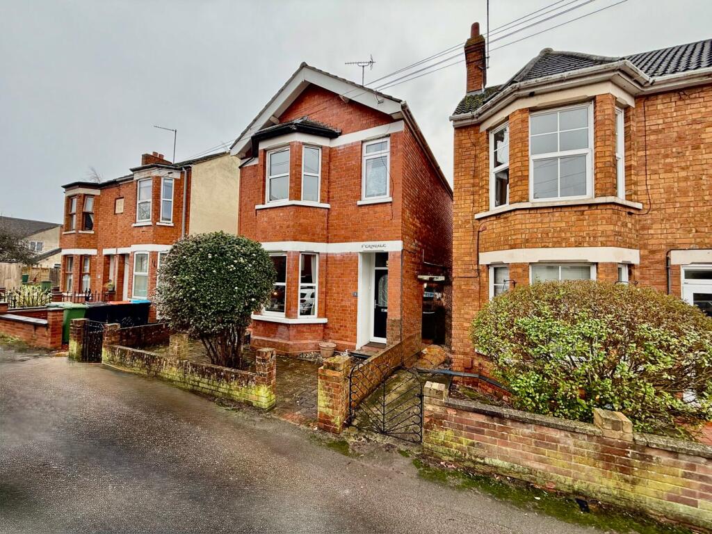 Main image of property: Western Road, Bletchley, Milton Keynes, MK2