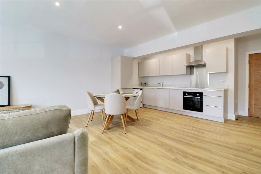 Main image of property: High Street, Kirton Lindsey, DN21