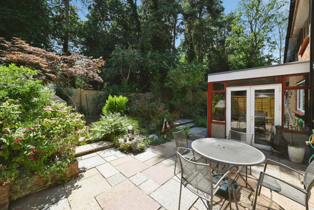 House in Bracknell - View 3
