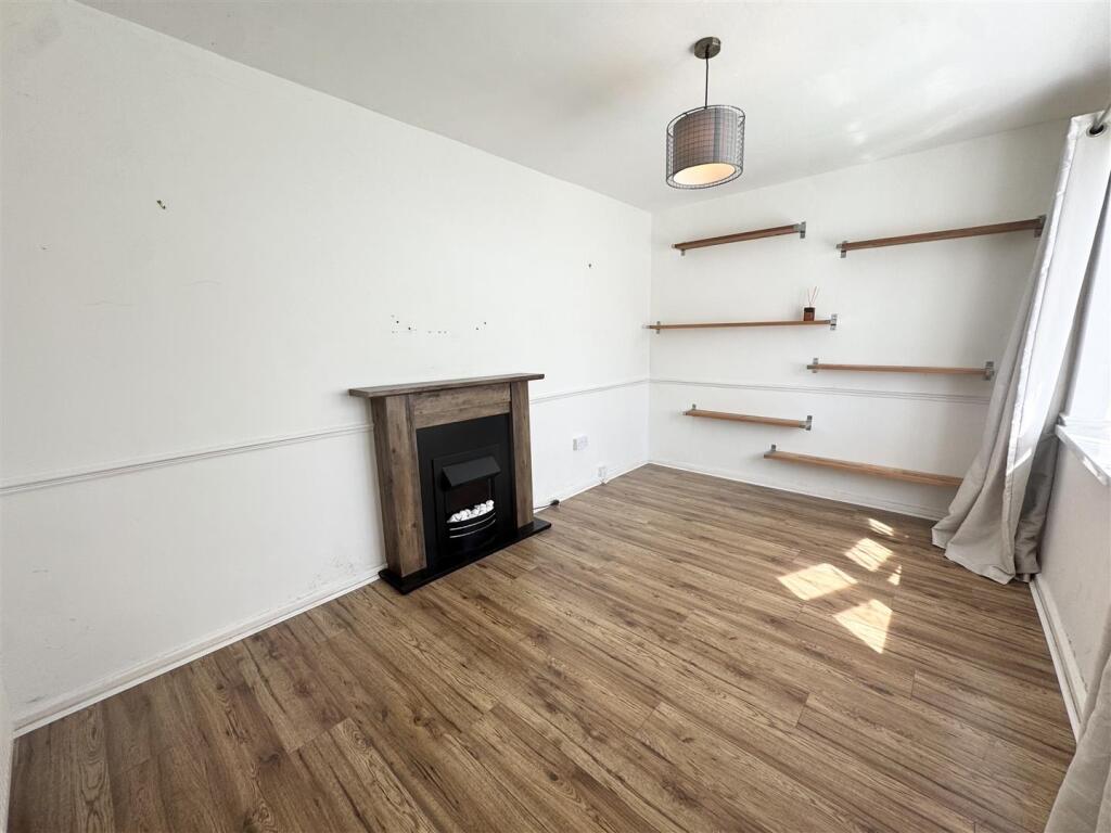 Dorset Road, Wollaston, Stourbridge - View 2