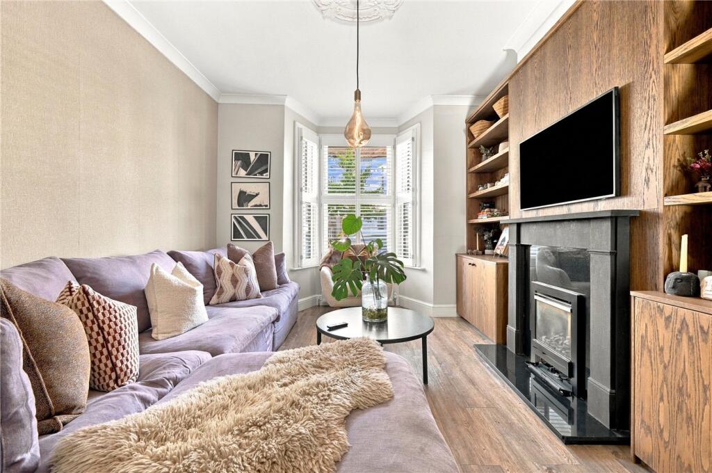 House in London - View 3
