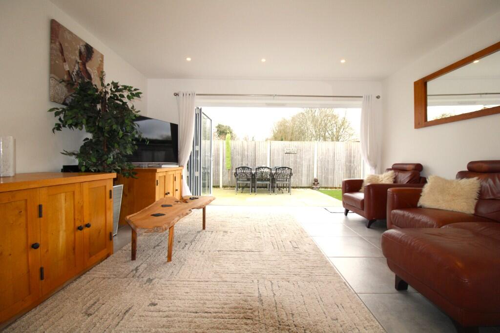 House in Stevenage, Old Town - View 4