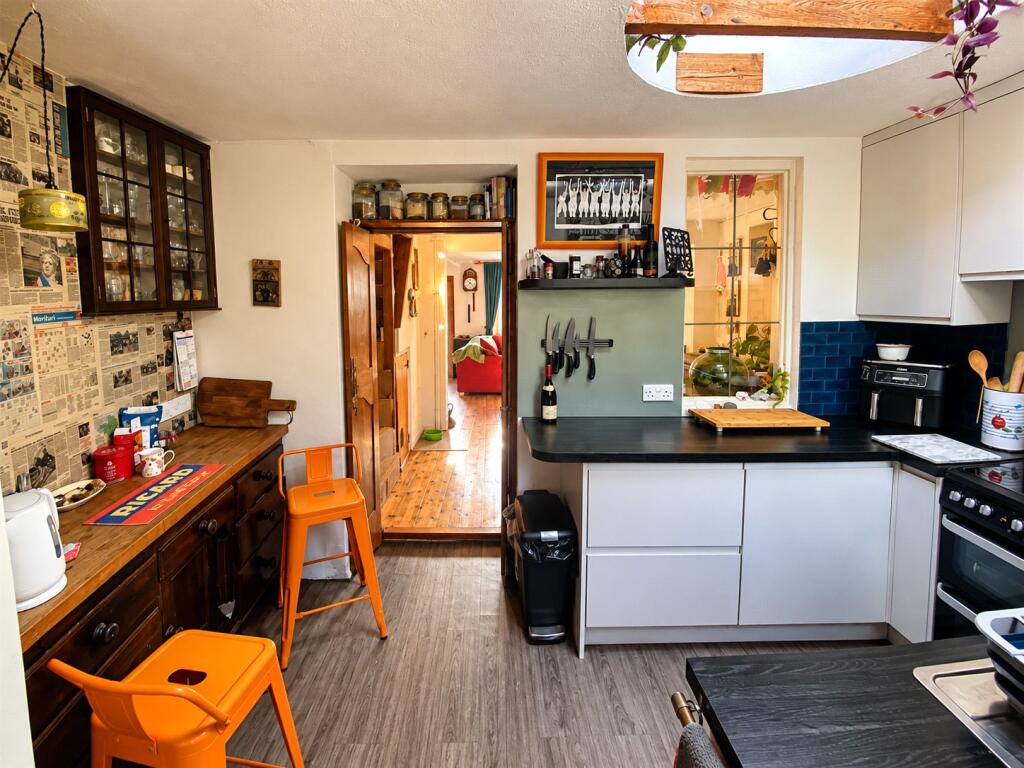 House in Exeter - View 5