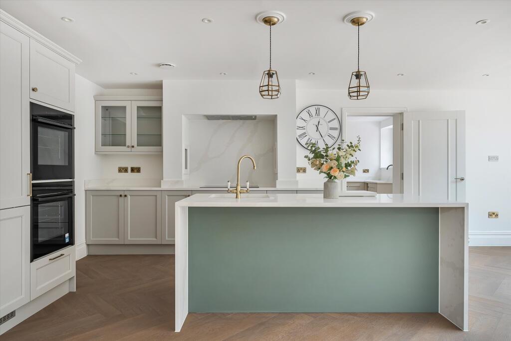 House in Wealden, Heathfield and Waldron - View 2