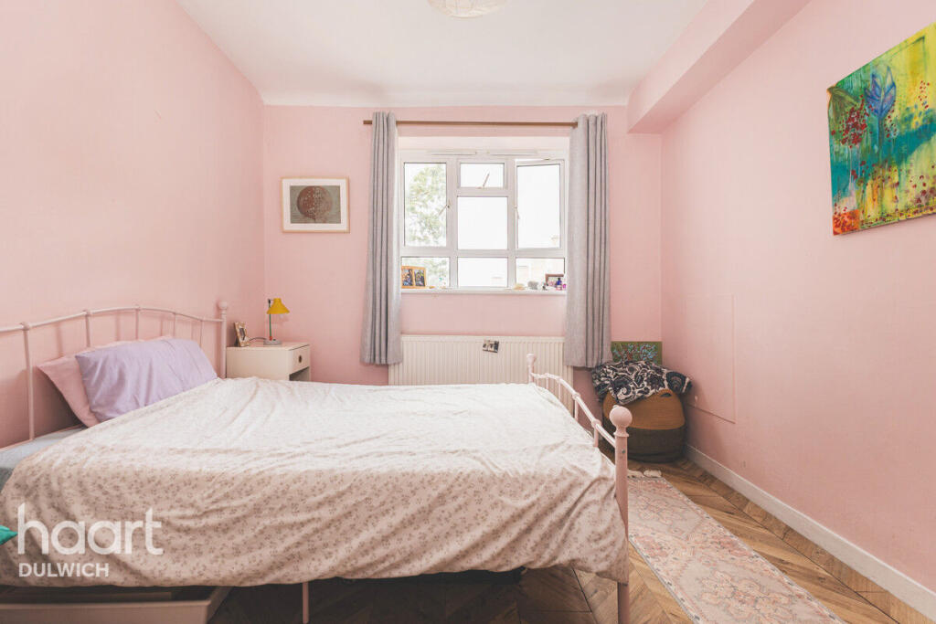 Apartment in London - View 4
