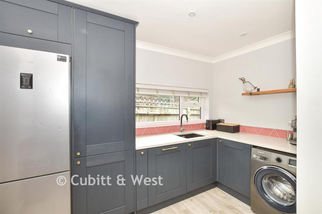 House in Tonbridge - View 5