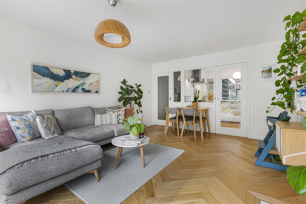Apartment in London - View 4