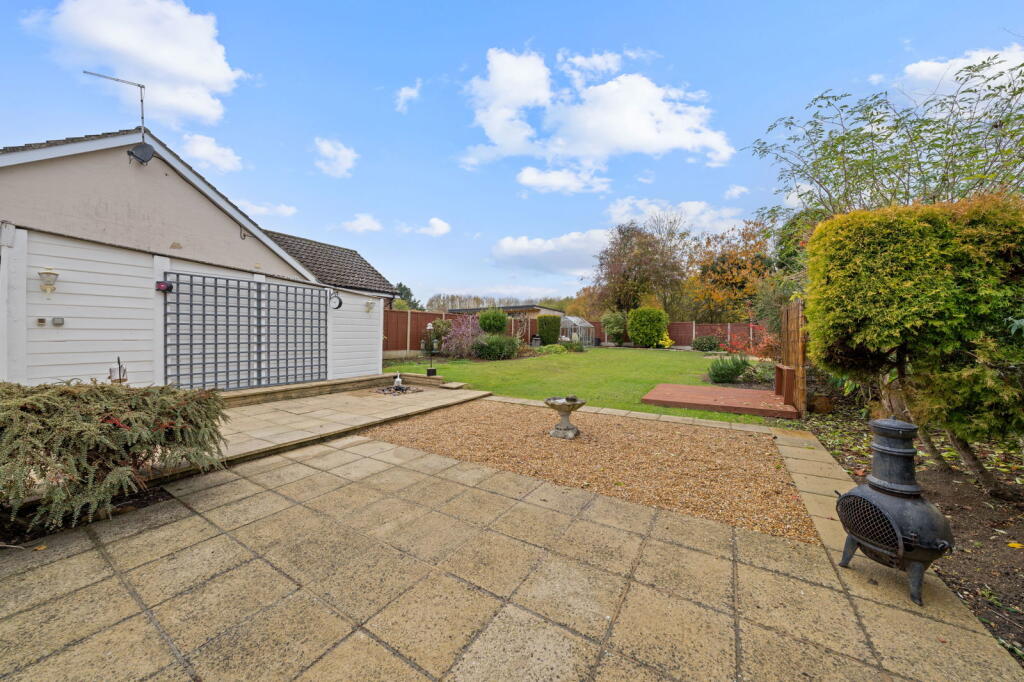 3-bed bungalow on Redricks Lane, Sawbridgeworth, Hertfordshire, CM21, £575,000