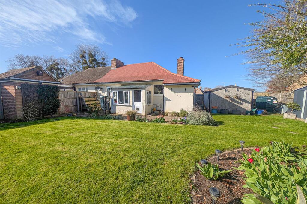 Park Road, Cheveley, Newmarket photo 3