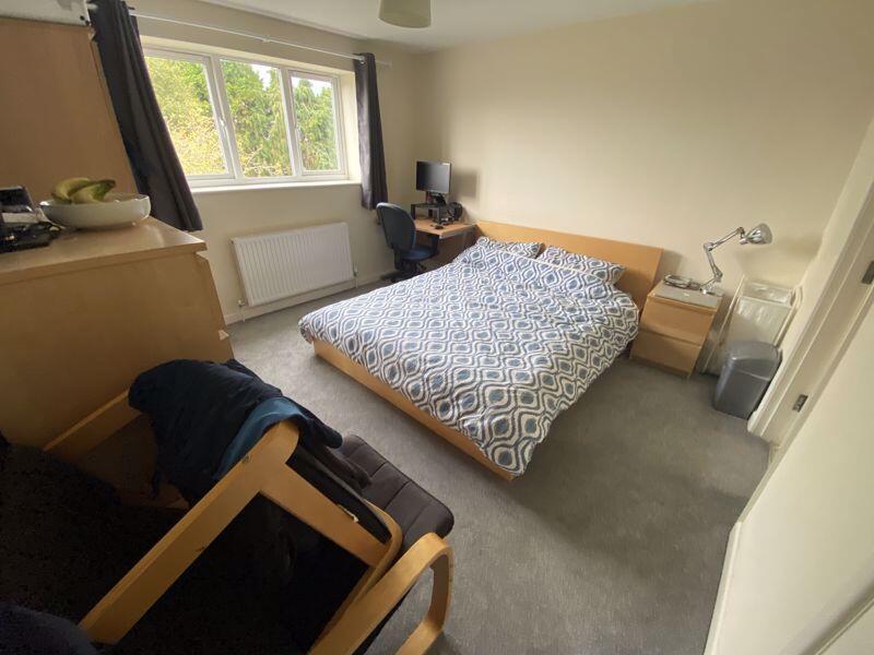 5 bedroom detached house for rent