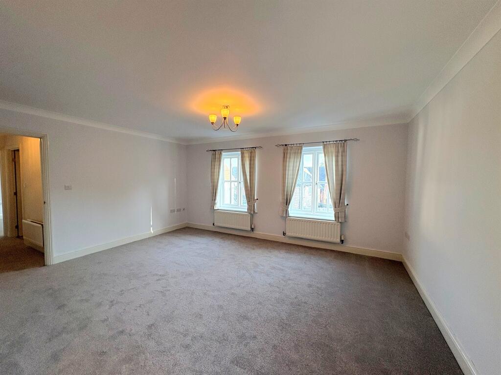 House in Mid Sussex, Haywards Heath - View 2
