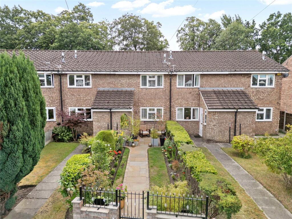 Main image of property: Bloomsbury Lane, Timperley, Altrincham, Greater Manchester, WA15
