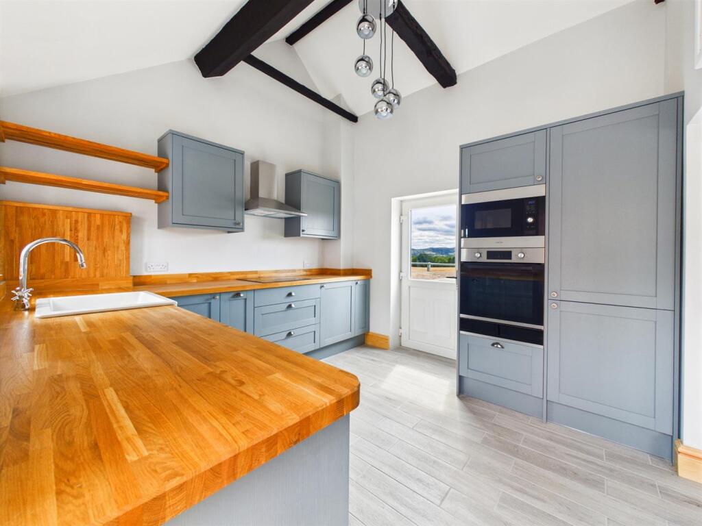 House in Shrewsbury, Pontesbury - View 3