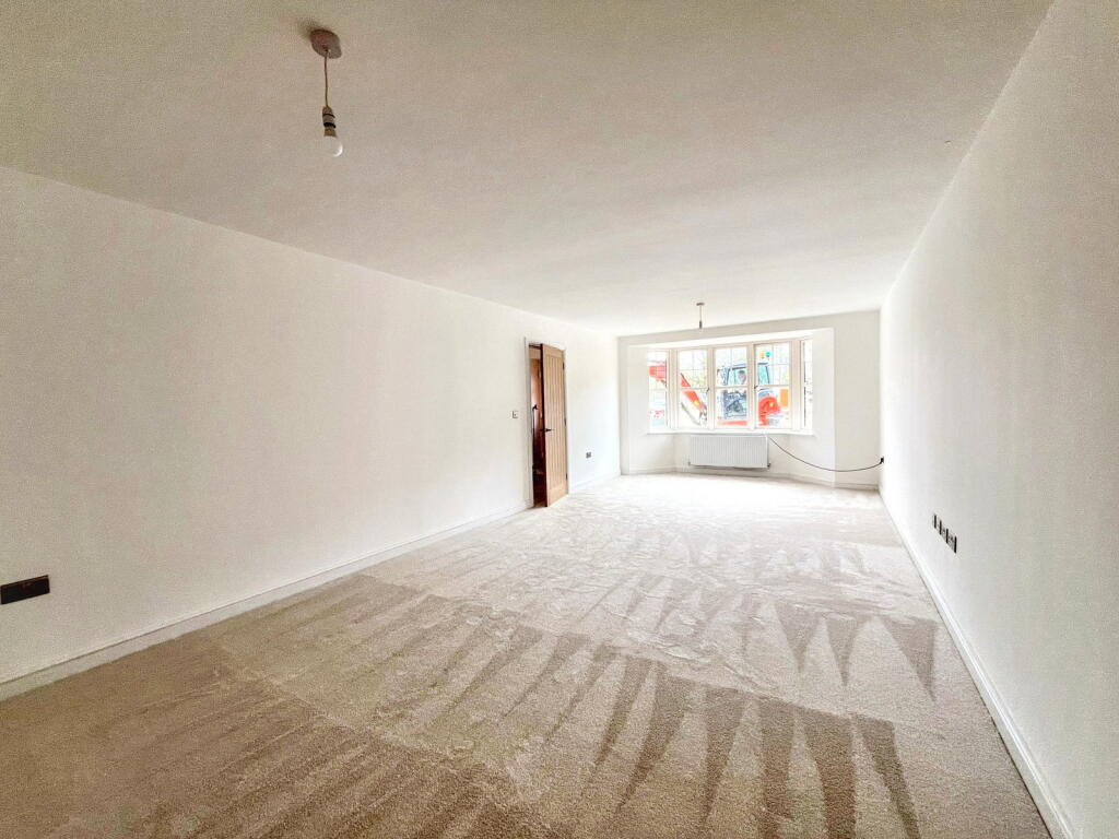 Scarlett Rise, Ladgate Lane photo 4