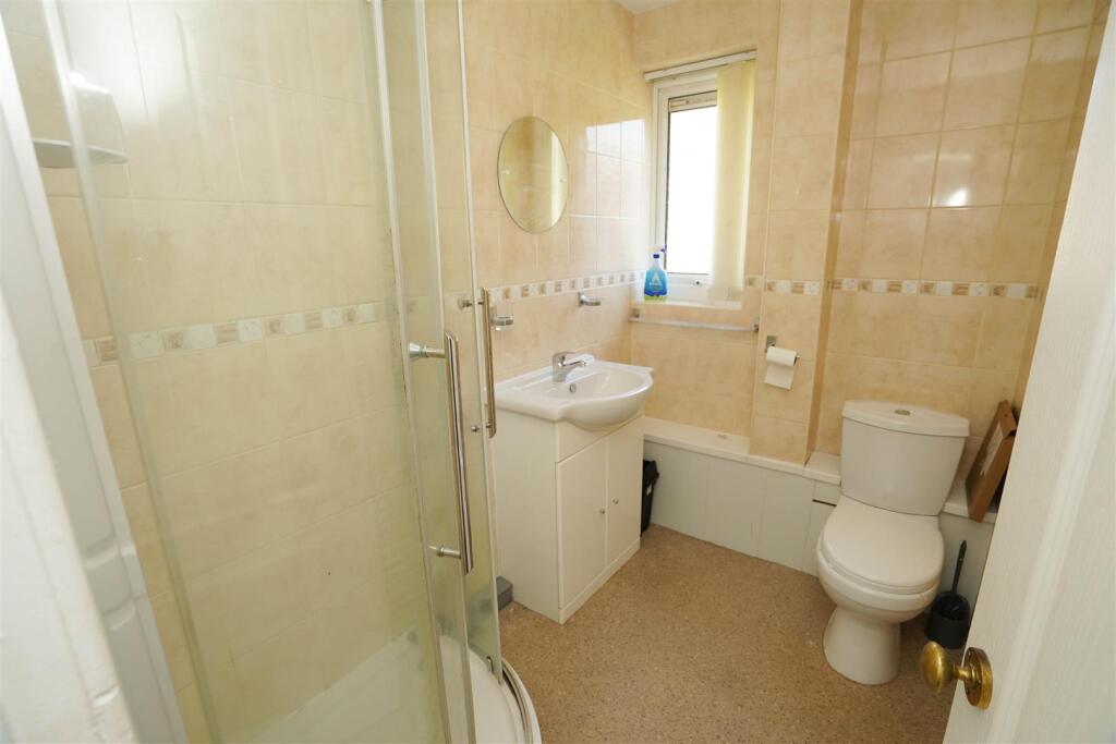 Apartment in Bolton, Bottom o' th' Moor, Horwich - View 5