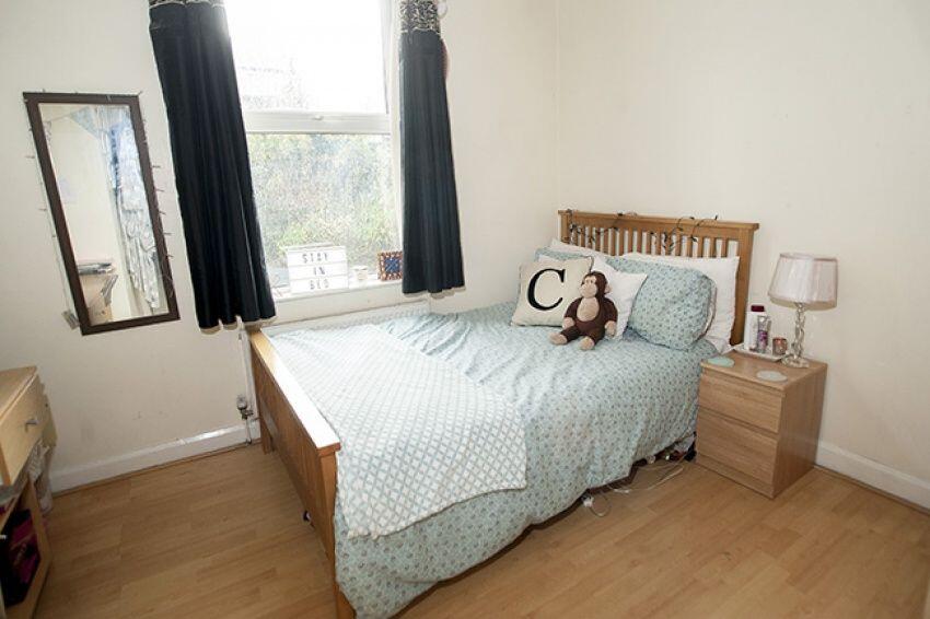 House in Sheffield, South Yorkshire - View 5