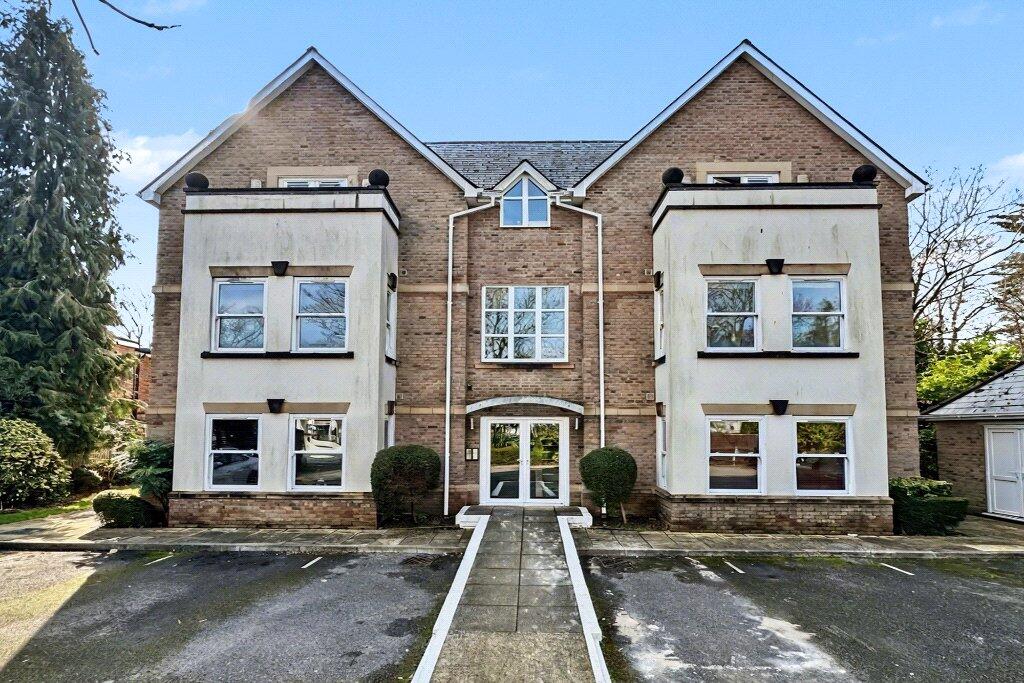 Main image of property: Le Petit Manoir, 70 Lansdowne Road, Bournemouth, Dorset, BH1