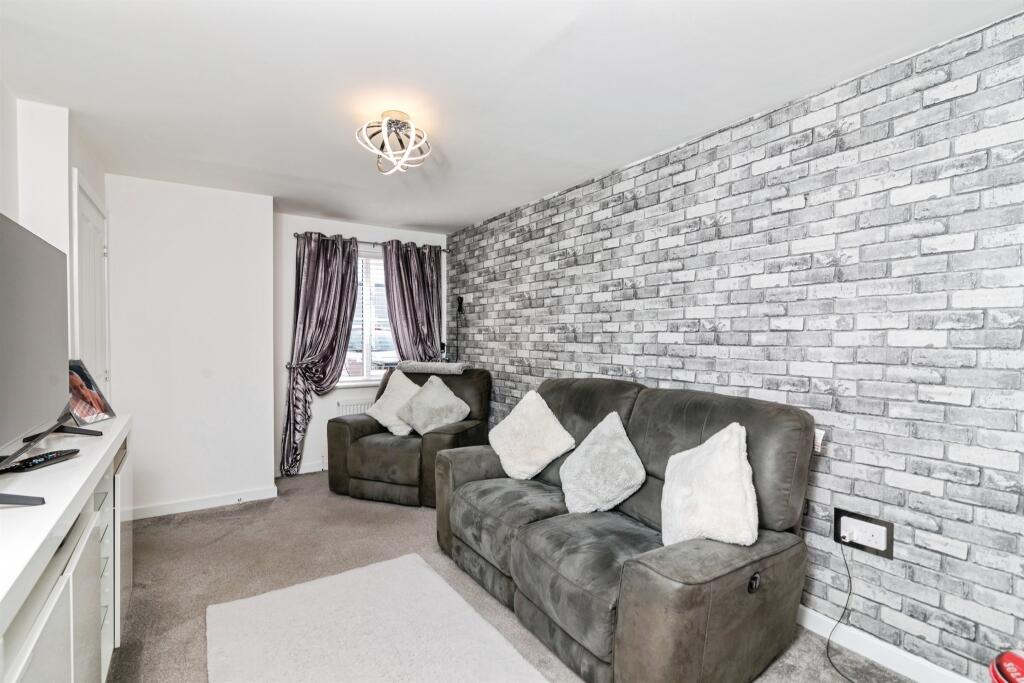 House in East Suffolk, Oulton - View 5