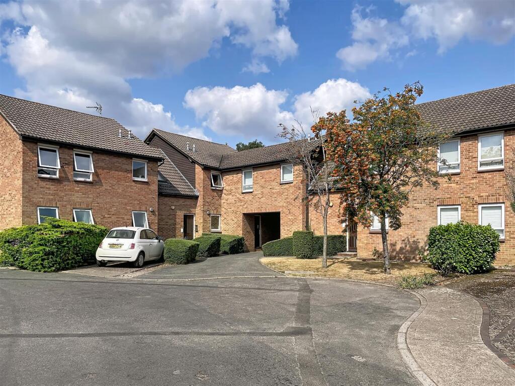 Main image of property: Framlingham Grove, Kenilworth