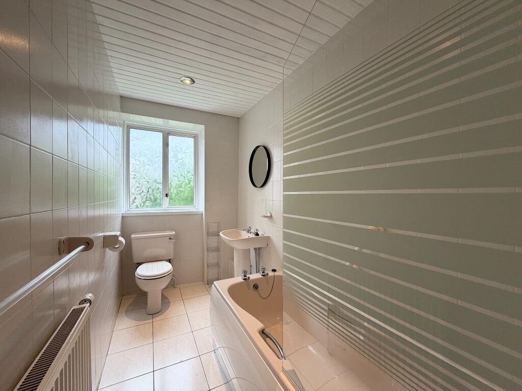 Apartment in Glasgow - More
