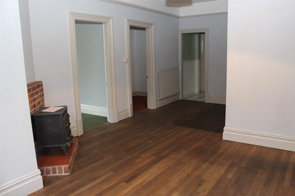 The Park, Newark, Notts, NG24 - View 5