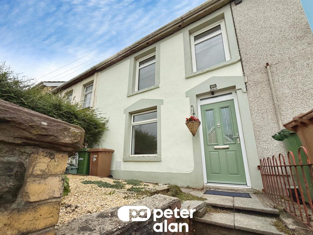 Main image of property: High Street, Blackwood