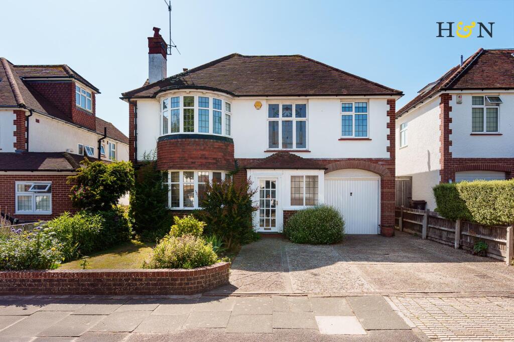 4-bed detached on Park Avenue, Hove, £1,300,000
