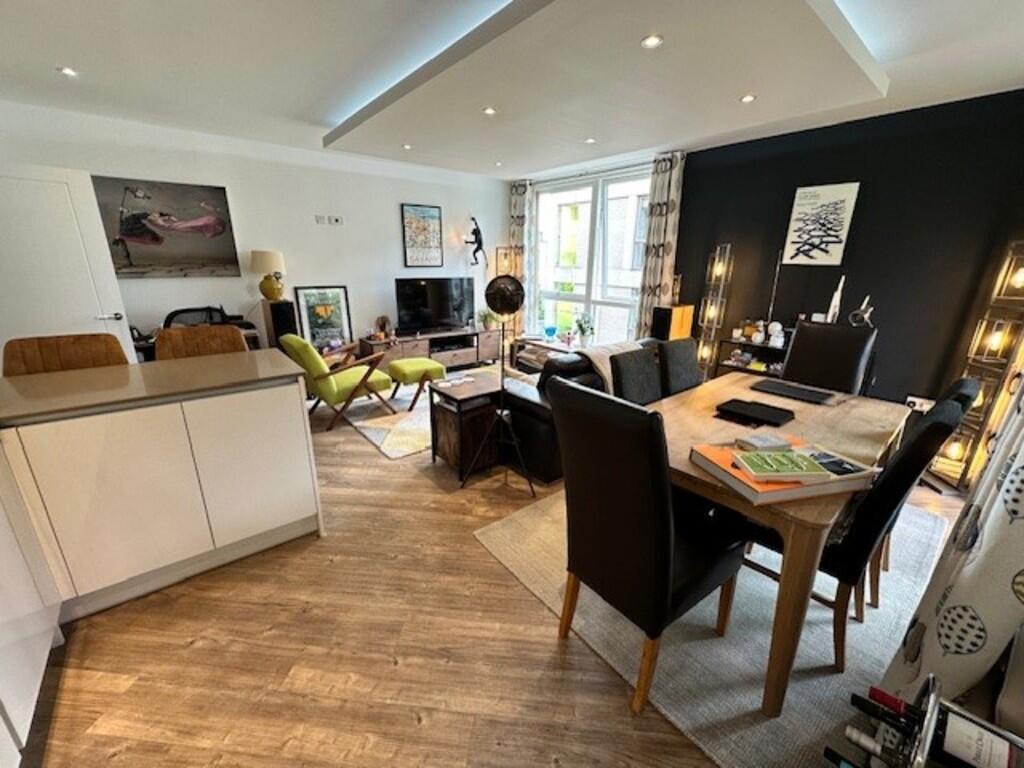Apartment in York - View 2