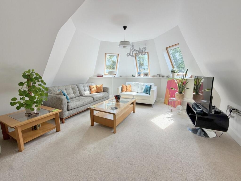 Apartment in Bournemouth, Branksome Park, Poole - View 5