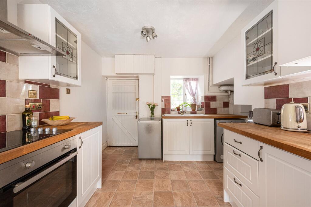 House in Northampton - View 4