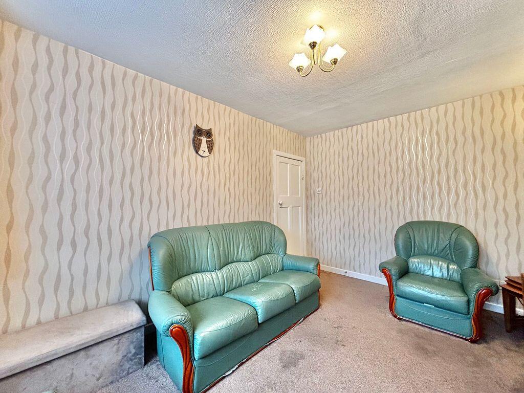 House in Walsall, West Midlands - More