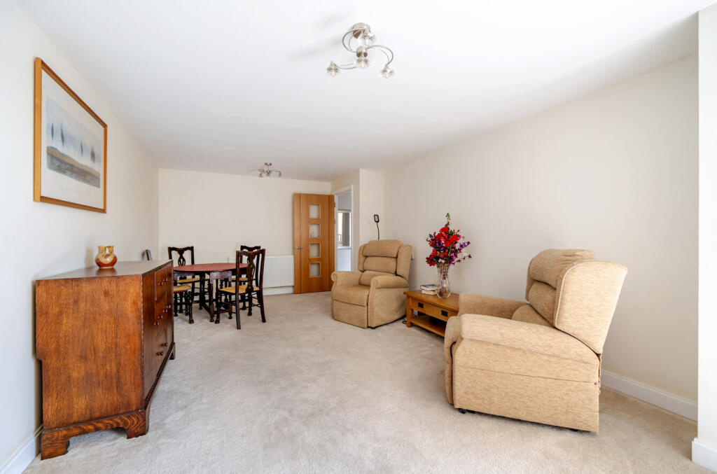 House in Portsmouth, Southsea - View 4