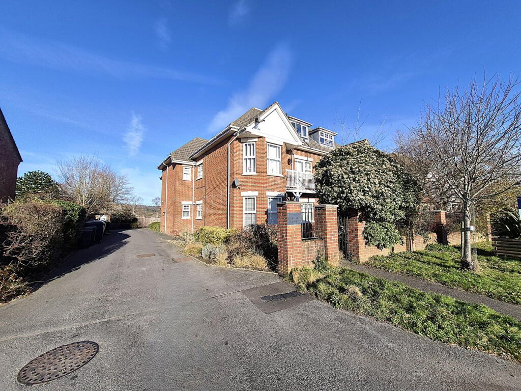 Main image of property: 73 Poole Road, Upton, Poole, BH16