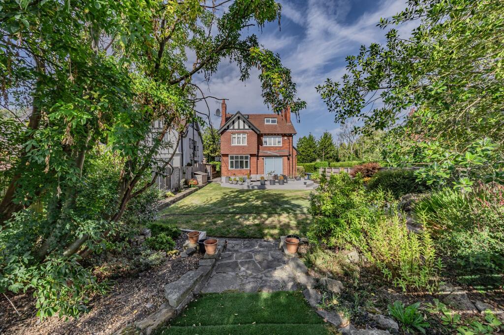 House in Stockport - View 2